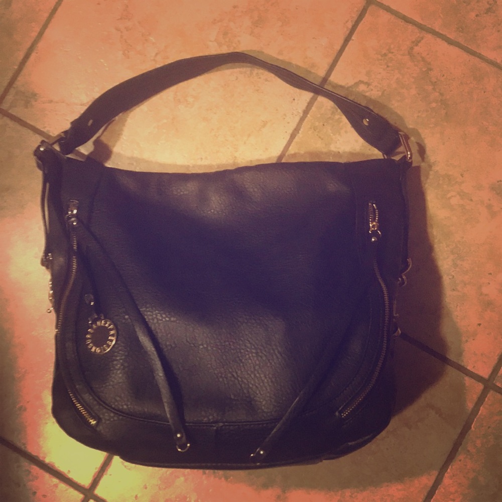 Black Shoulder Bag by Urban Expressions